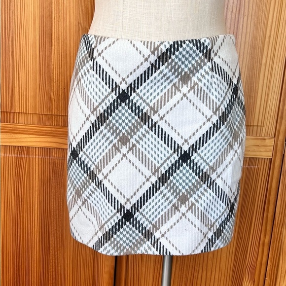 H&M 8 Preppy Plaid Wool Blend Mini Skirt Schoolgirl Clueless Costume - Picture 3 of 8
